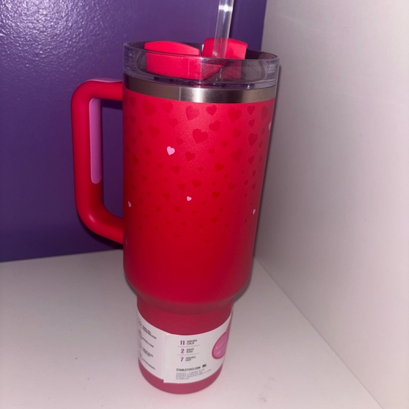 Red Valentine’s Stanley - Picture 5 of 6